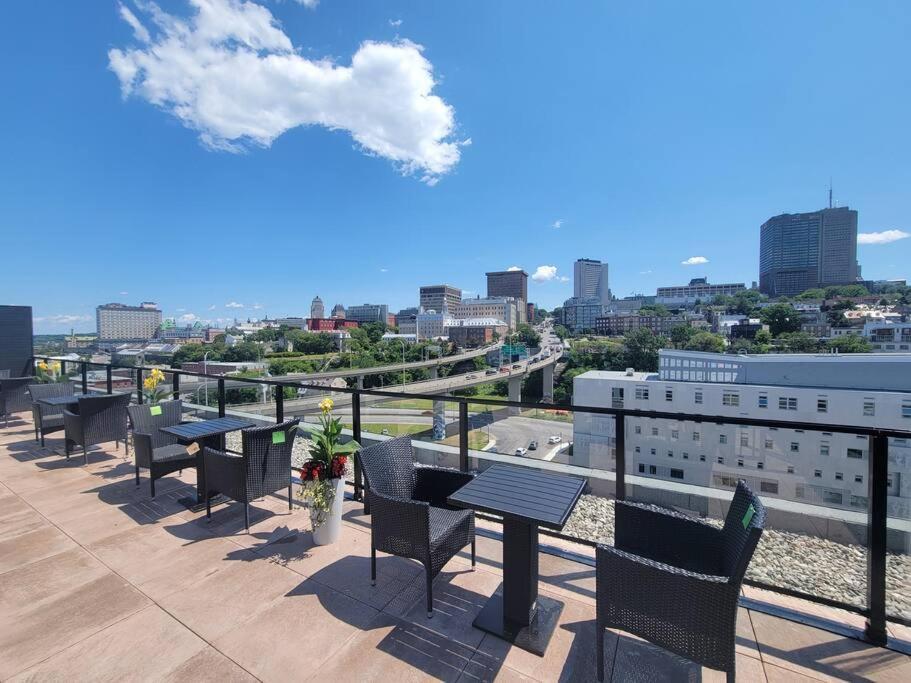Condo 2 Ch - 500M Vieux-Quebec & Gym Экстерьер фото