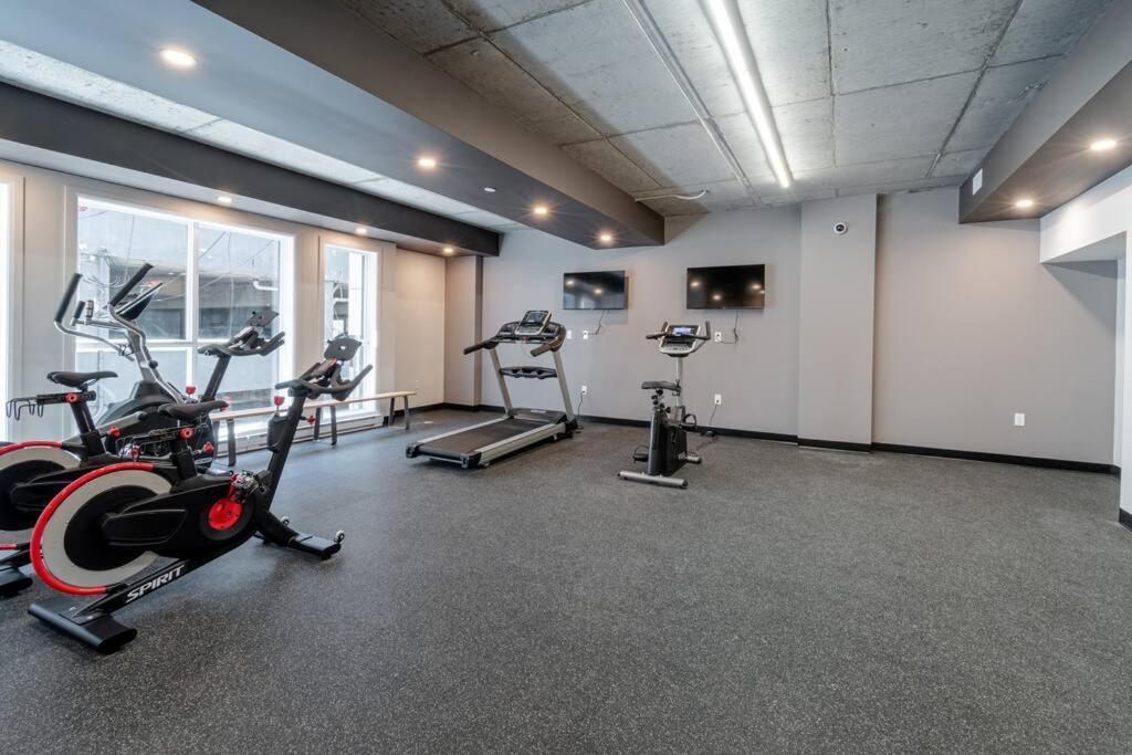 Condo 2 Ch - 500M Vieux-Quebec & Gym Экстерьер фото