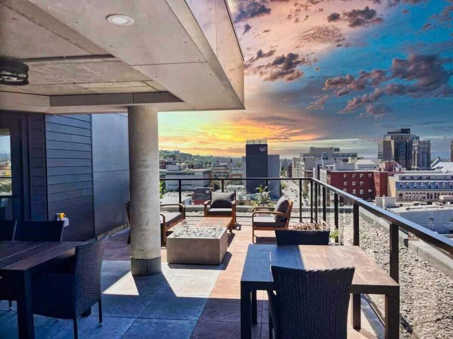 Condo 2 Ch - 500M Vieux-Quebec & Gym Экстерьер фото